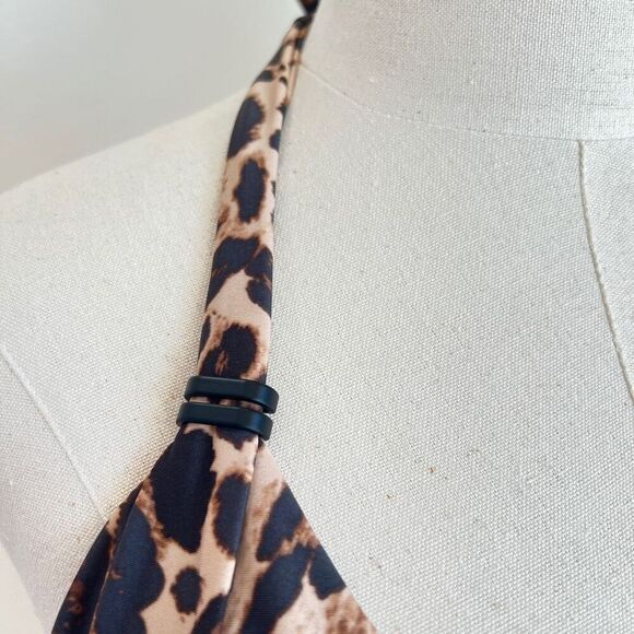 Bar III Cheetah Print Halter Bikini Top Brown Natural Size XS - Picture 4 of 10